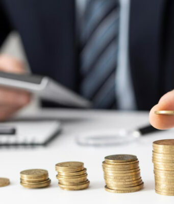 Многозначительная пауза: ЦБ РФ не изменил ключевую ставку из-за геополитического потепления